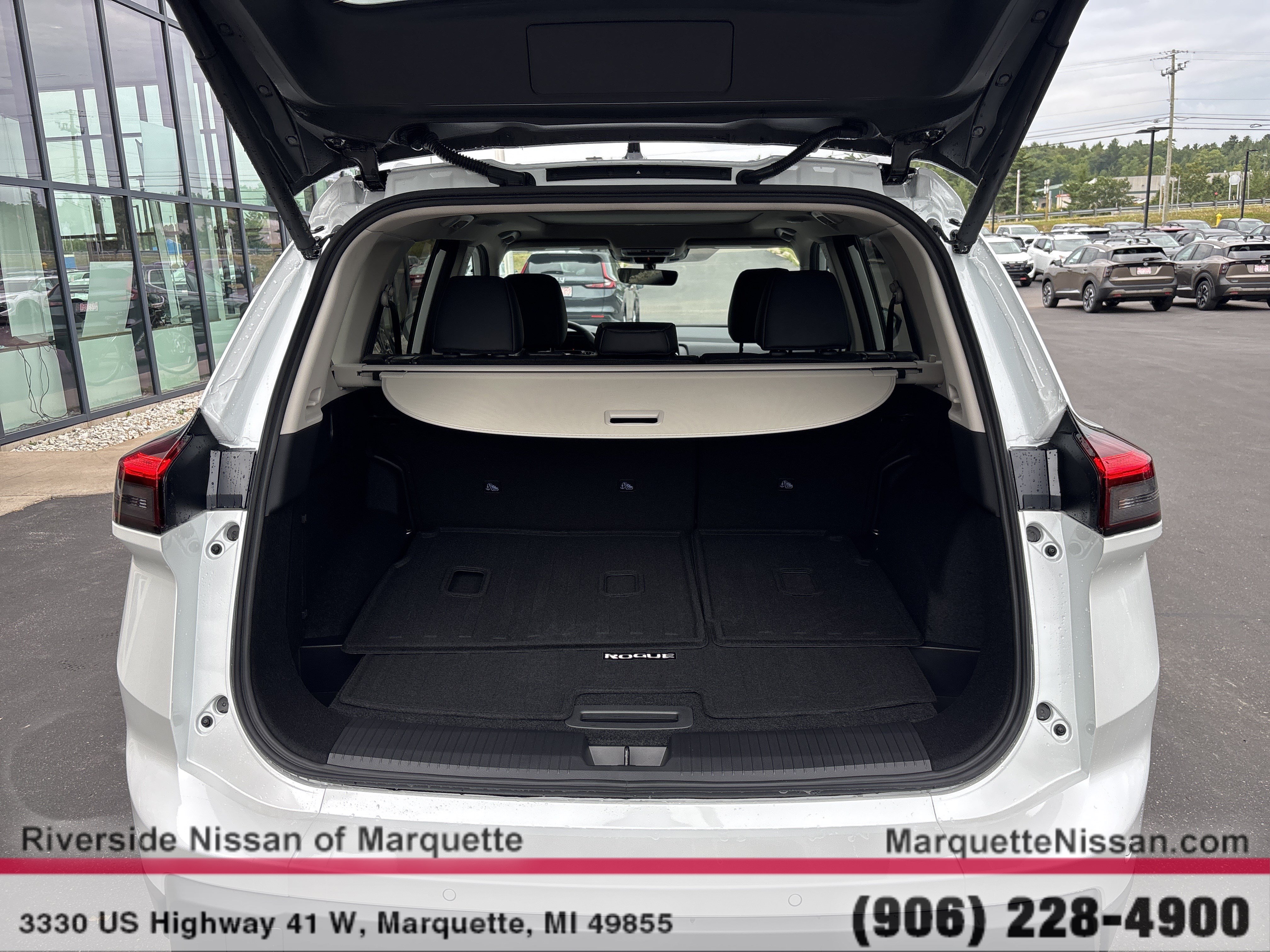 New 2026 Nissan Rogue Dark Armor AWD/4WD image 8