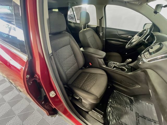Used 2018 Chevrolet Equinox LT FWD image 30