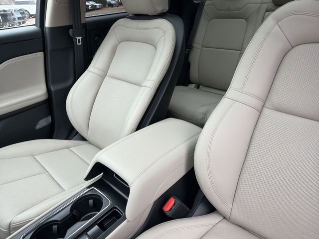 New 2026 Lincoln Corsair Reserve image 21