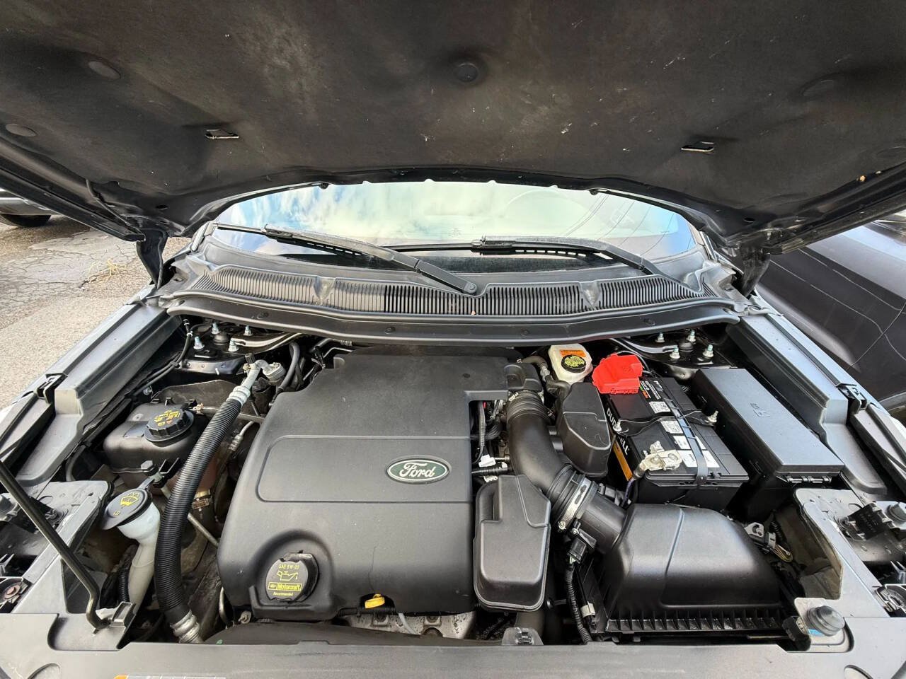 Used 2013 Ford Explorer XLT AWD/4WD image 28