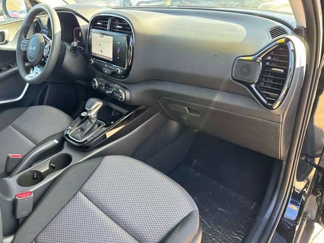 New 2025 Kia Soul S image 16