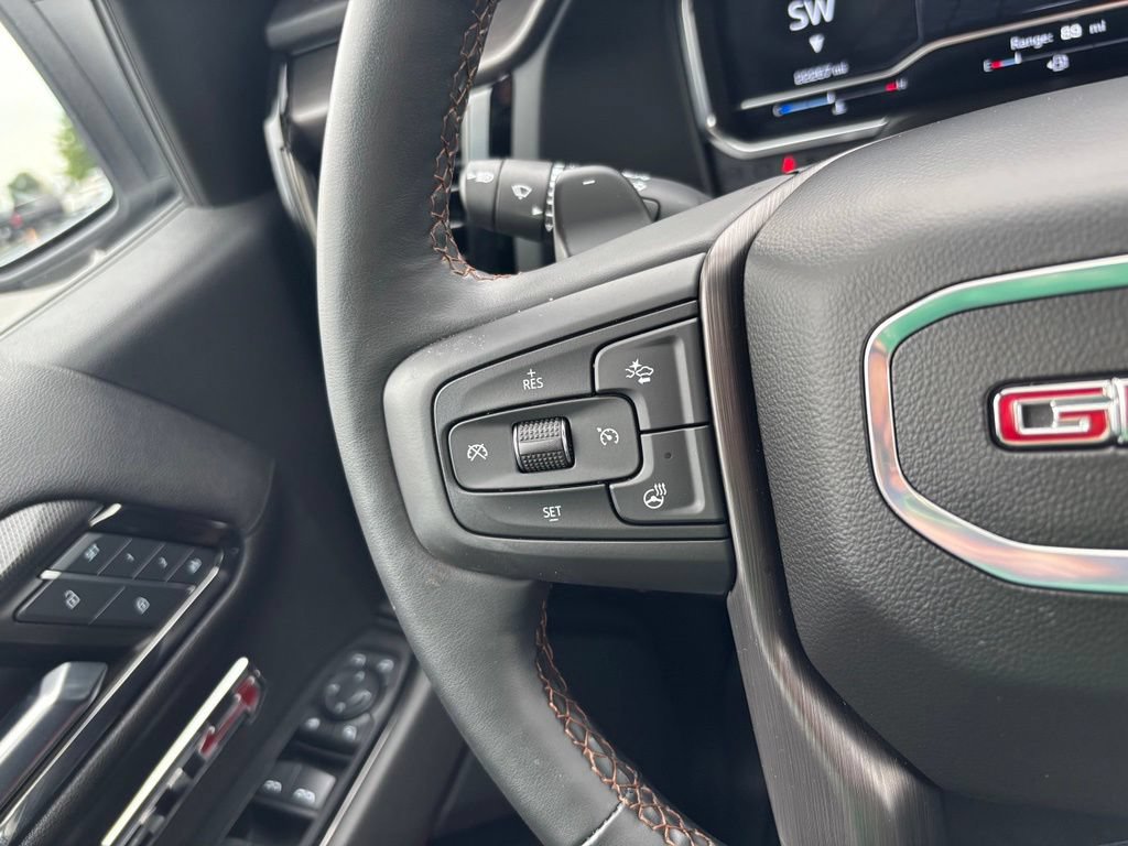 Used 2024 GMC Sierra 1500 AT4 w/ Technology Package AWD/4WD image 34