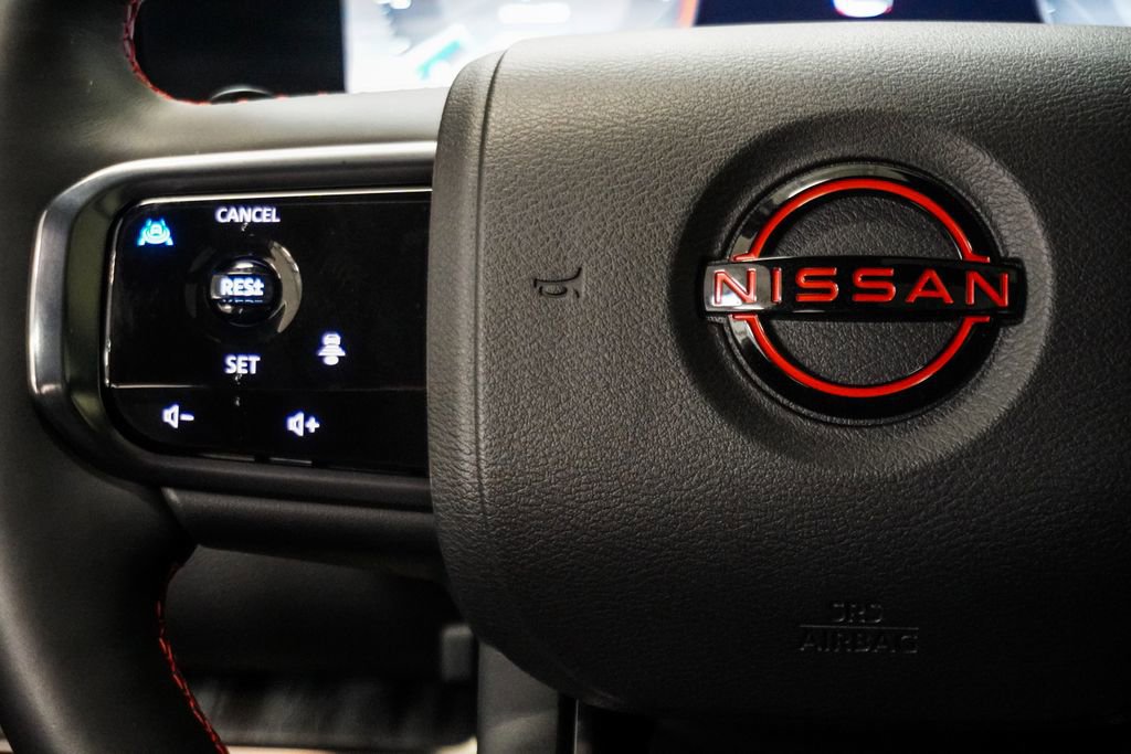 Used 2025 Nissan Armada PRO-4X w/ Pro-4X Premium Package image 18