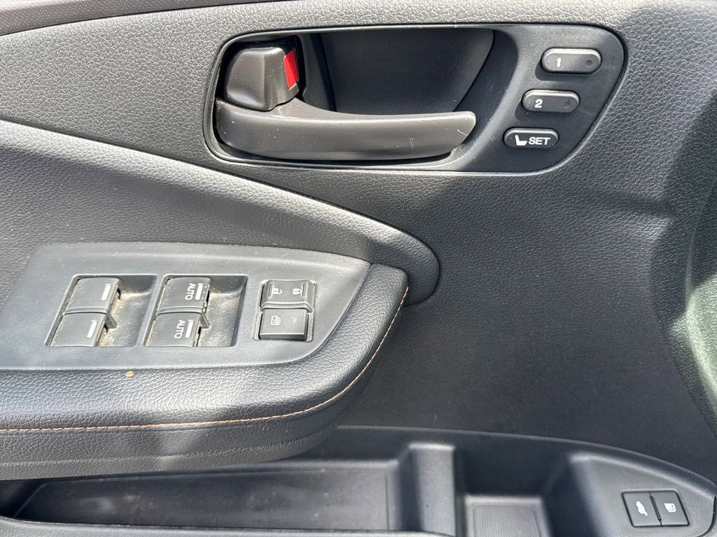 Certified 2022 Honda Pilot TrailSport image 23