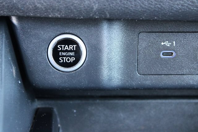 Used 2023 Nissan Rogue SV FWD image 20