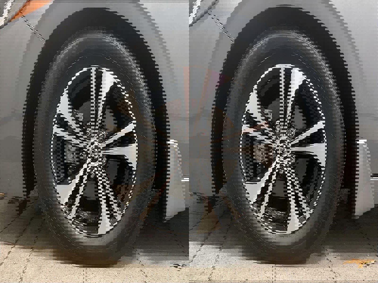 Used 2022 Nissan Sentra SV w/ Trunk Package image 7