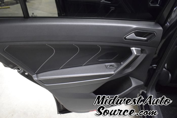 Used 2023 Volkswagen Tiguan SE R-Line AWD/4WD image 25