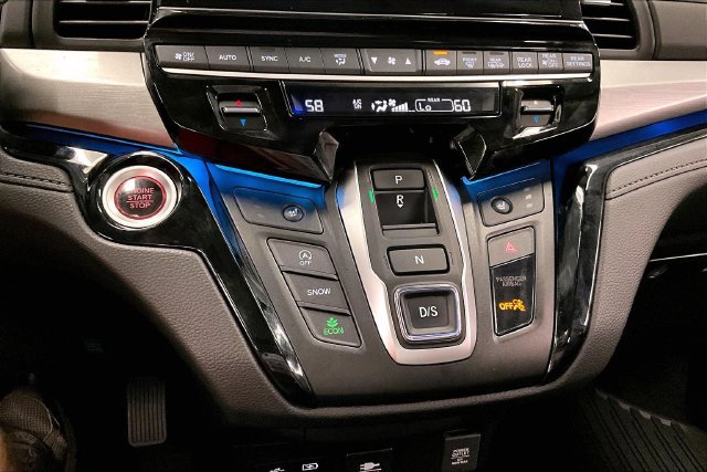 Used 2025 Honda Odyssey Touring image 31