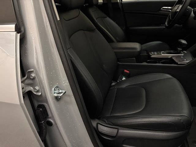 Certified 2026 Kia Sportage EX FWD image 21