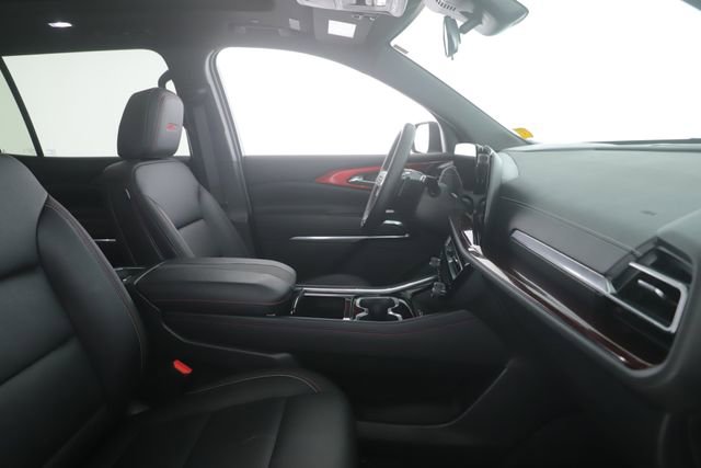 Used 2025 Chevrolet Traverse Z71 w/ LPO, Floor Liner Package image 32