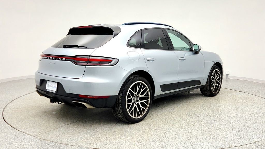 Used 2020 Porsche Macan AWD with Premium Package Plus image 5