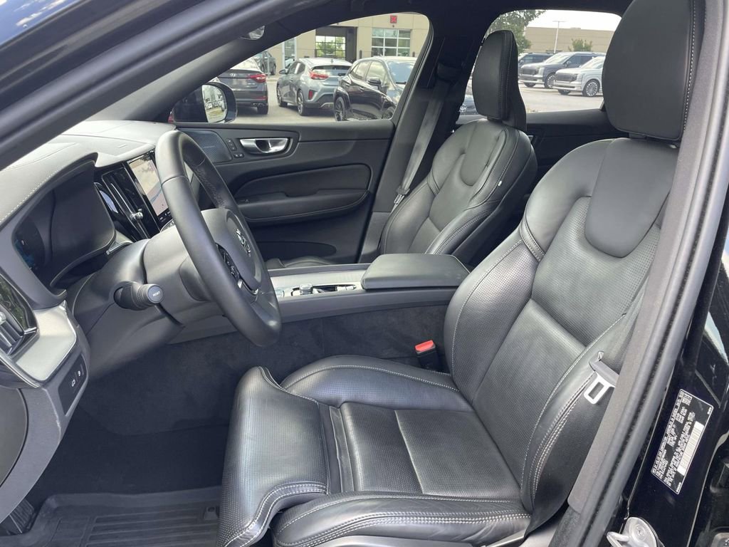 Used 2024 Volvo XC60 T8 Ultimate w/ Protection Package Premier AWD/4WD image 8