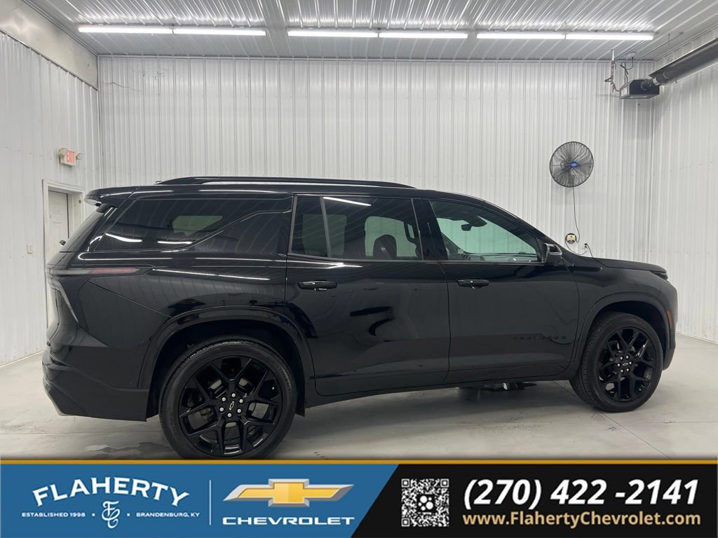 Used 2024 Chevrolet Traverse RS w/ LPO, Floor Liner Package AWD/4WD image 2