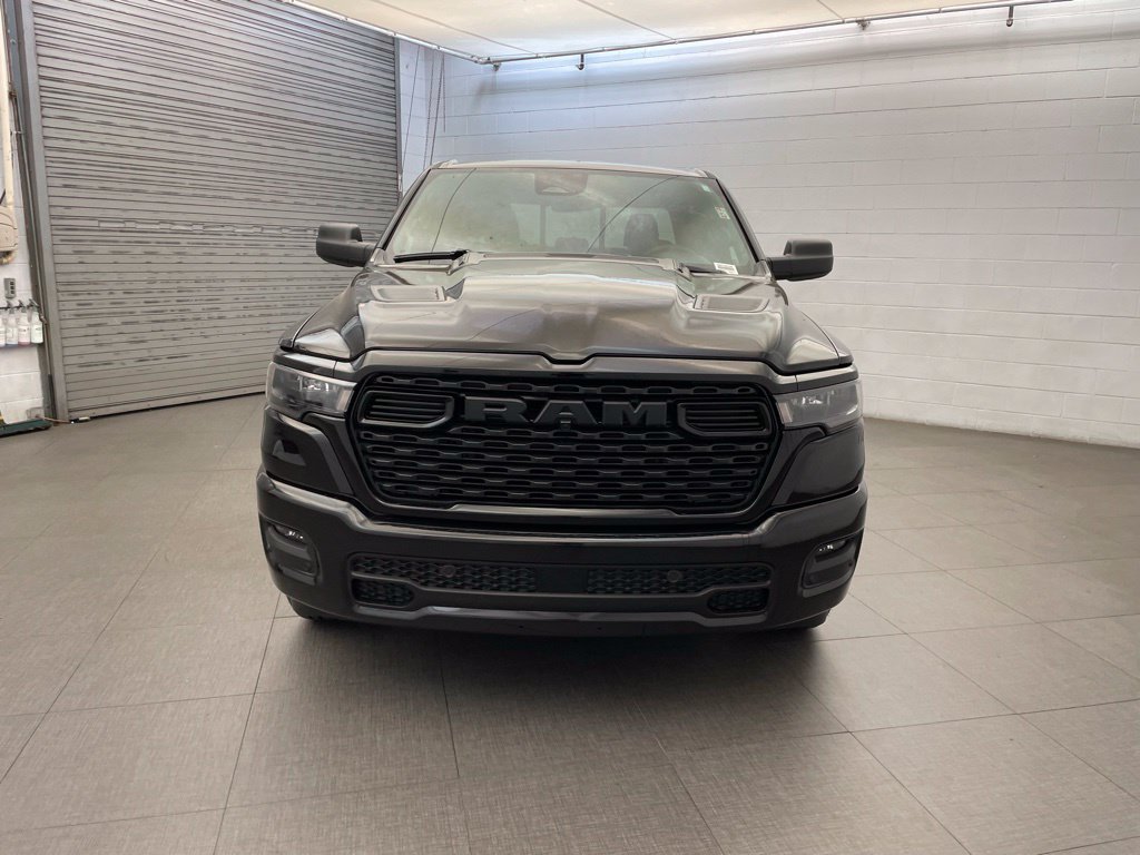 New 2026 RAM 1500 Express AWD/4WD image 6