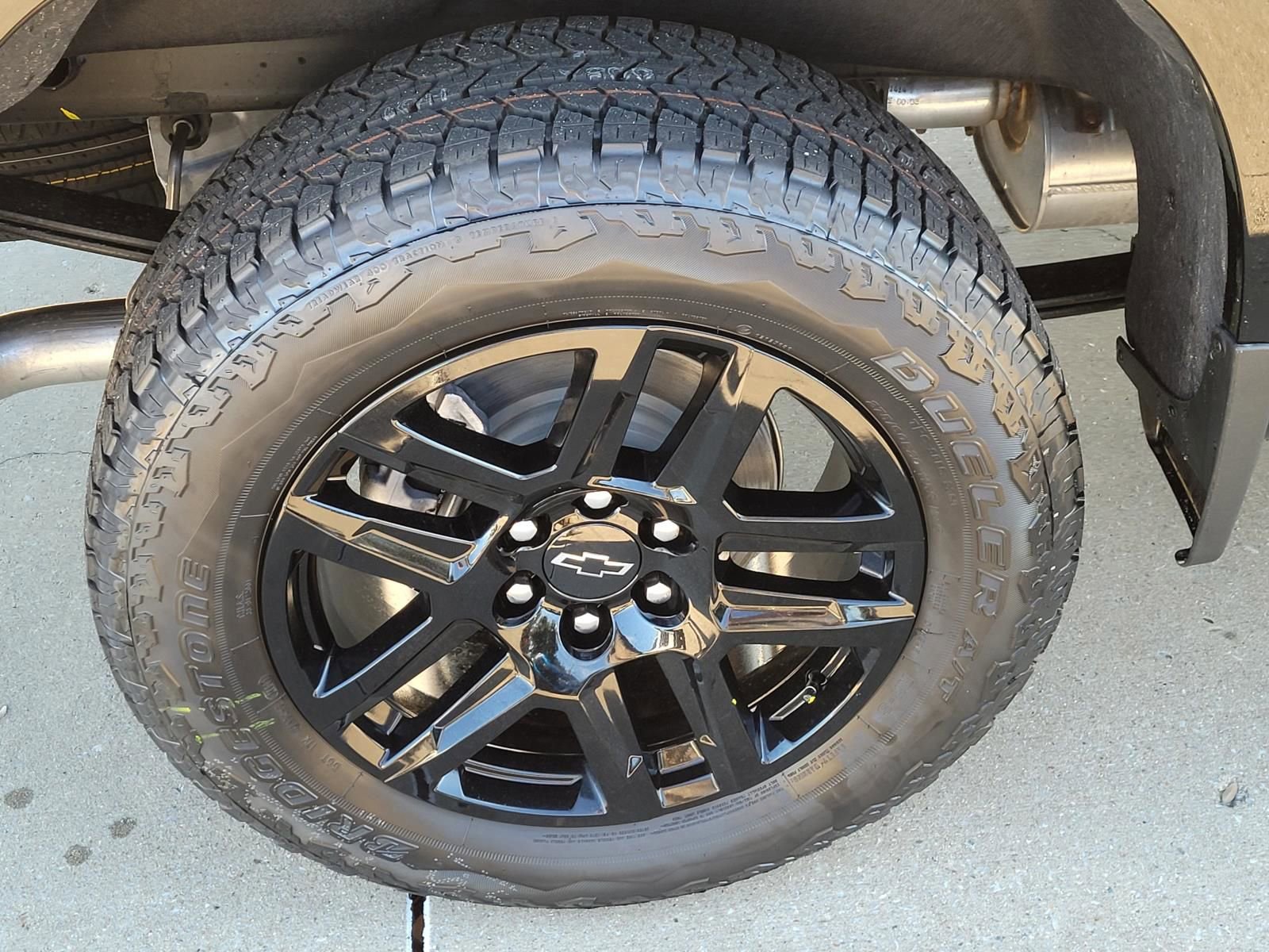 New 2026 Chevrolet Silverado 1500 Custom w/ Turbomax Blackout Package RWD image 5