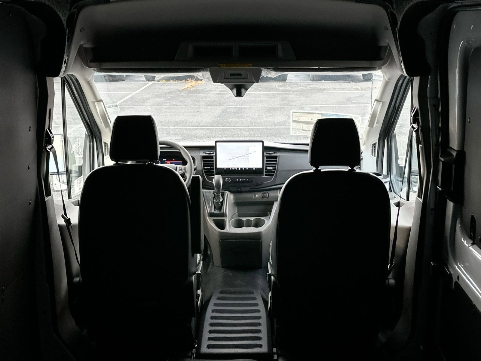 New 2026 Ford Transit 250 148 Medium Roof w/ Load Area Protection Package RWD image 34