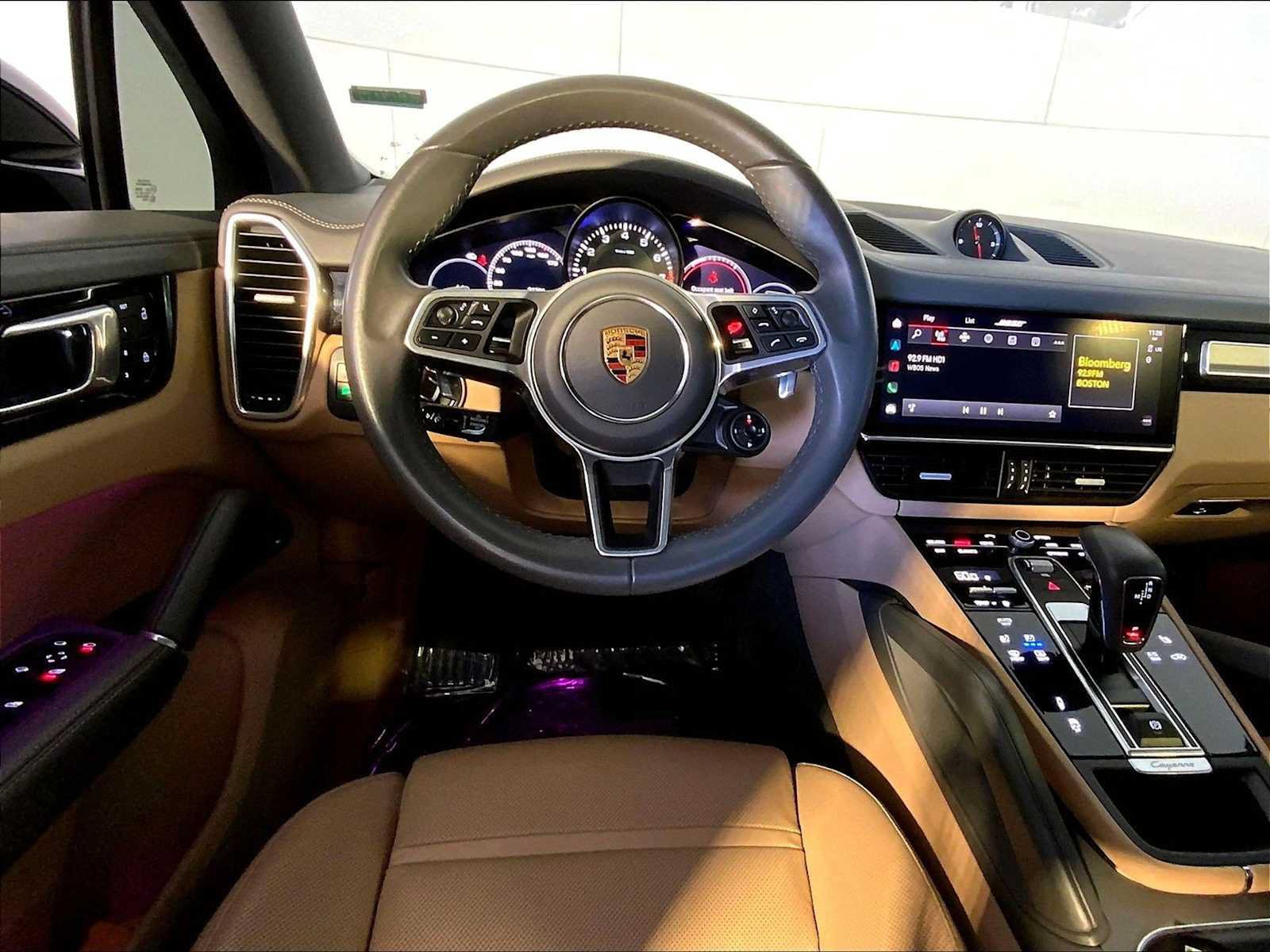 Used 2023 Porsche Cayenne Platinum Edition AWD/4WD image 13