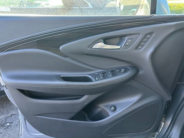 Used 2020 Buick Envision Essence image 27