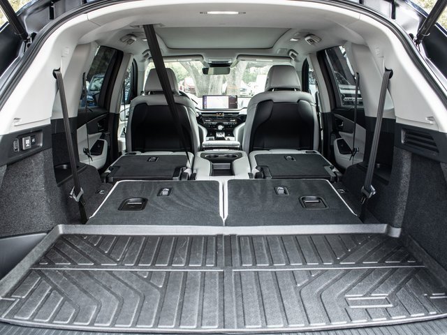 Used 2025 Acura MDX w/ Technology Package image 20