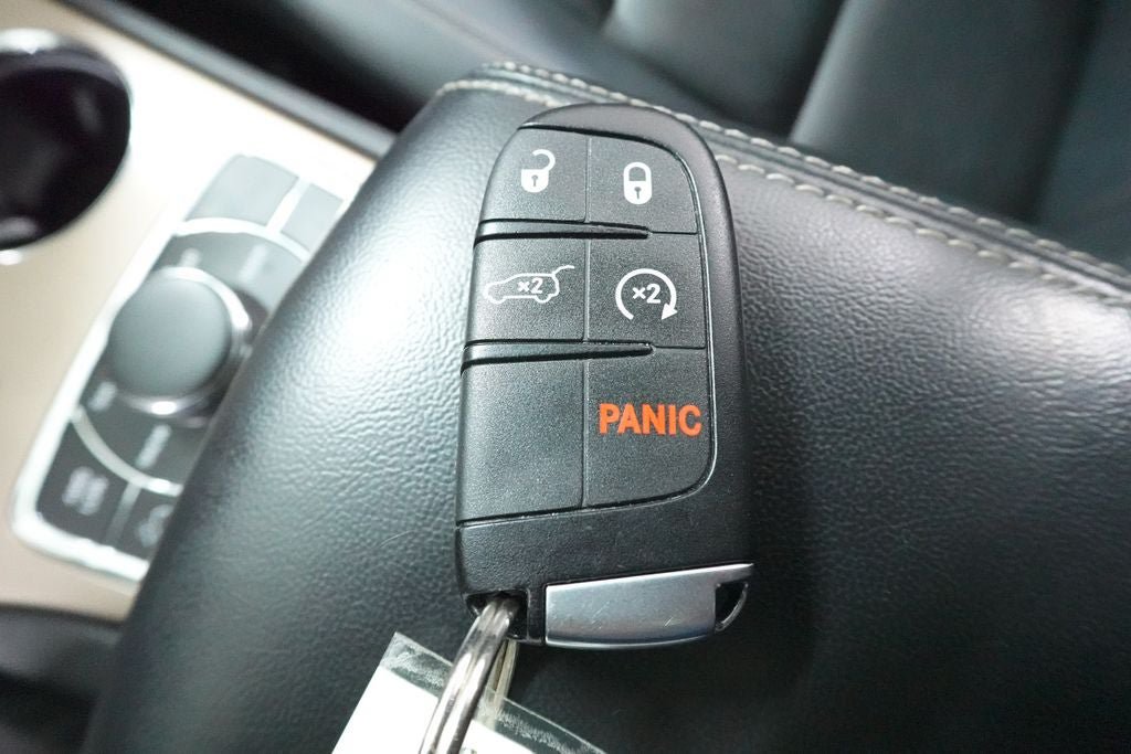 Used 2016 Jeep Grand Cherokee Limited AWD/4WD image 23