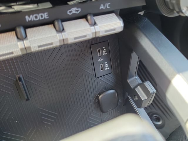 Used 2024 Toyota Tacoma TRD Sport AWD/4WD image 29
