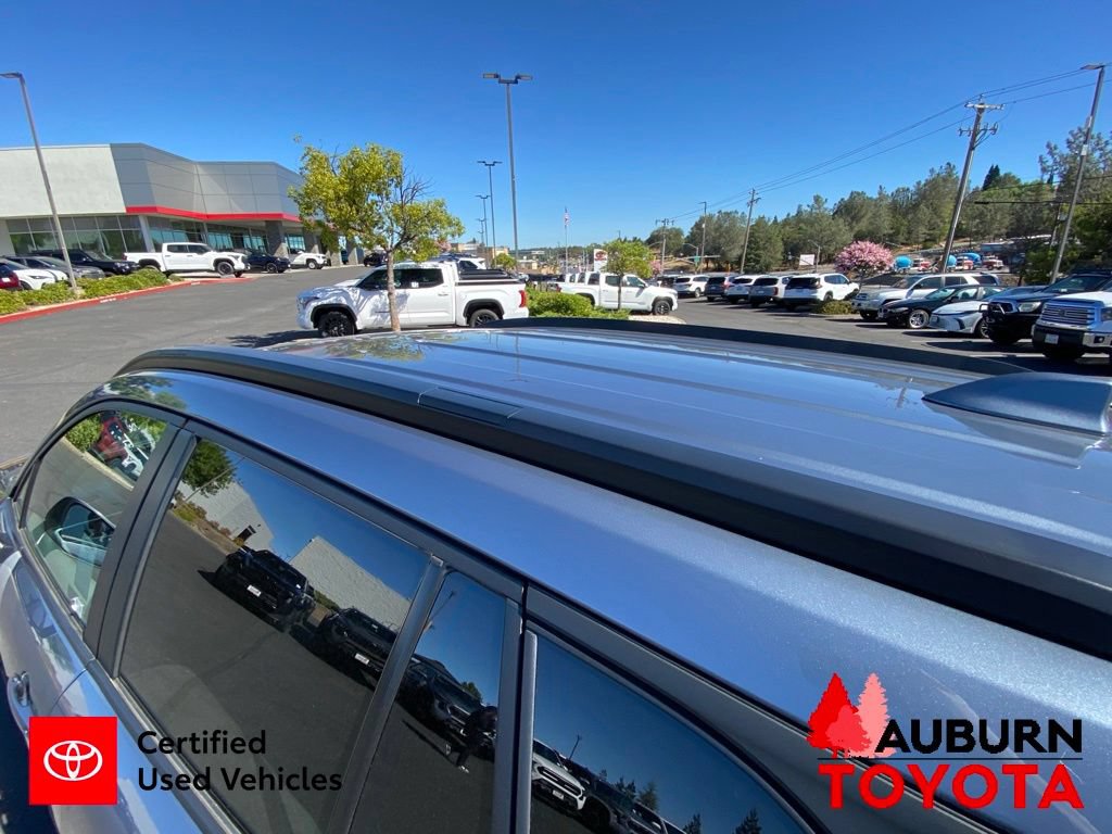 Certified 2024 Toyota Corolla Cross LE AWD/4WD image 10