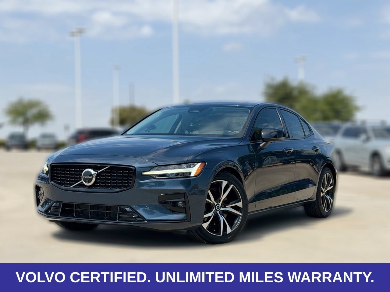 Certified 2024 Volvo S60 B5 Plus FWD image 3