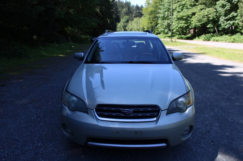 Used 2005 Subaru Outback 3.0R L.L. Bean AWD/4WD image 10