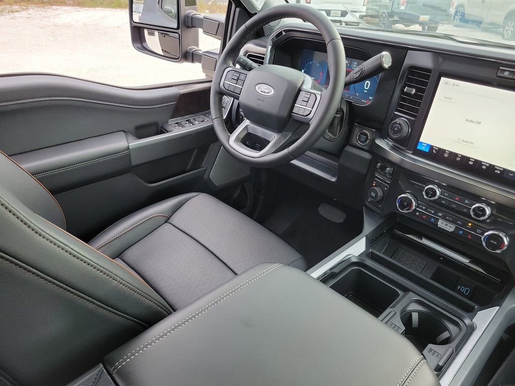 New 2025 Ford F250 Lariat w/ Lariat Ultimate Package AWD/4WD image 15