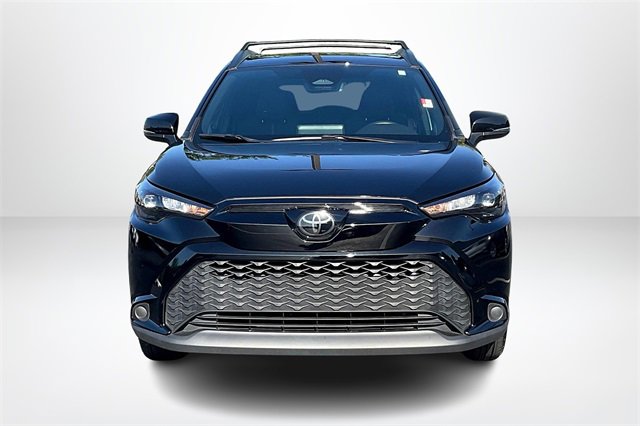 Used 2024 Toyota Corolla Cross AWD Hybrid w/ Moonroof Package image 3