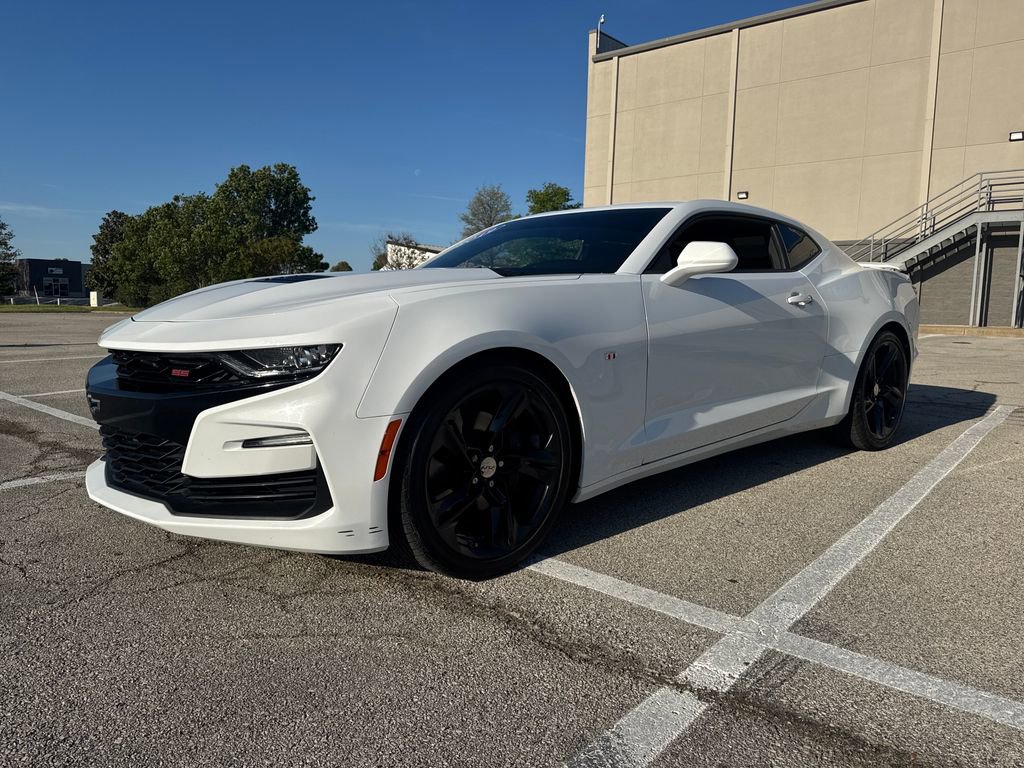 Used 2019 Chevrolet Camaro SS image 2