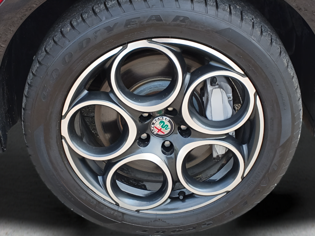 Used 2024 Alfa Romeo Tonale Ti AWD/4WD image 30