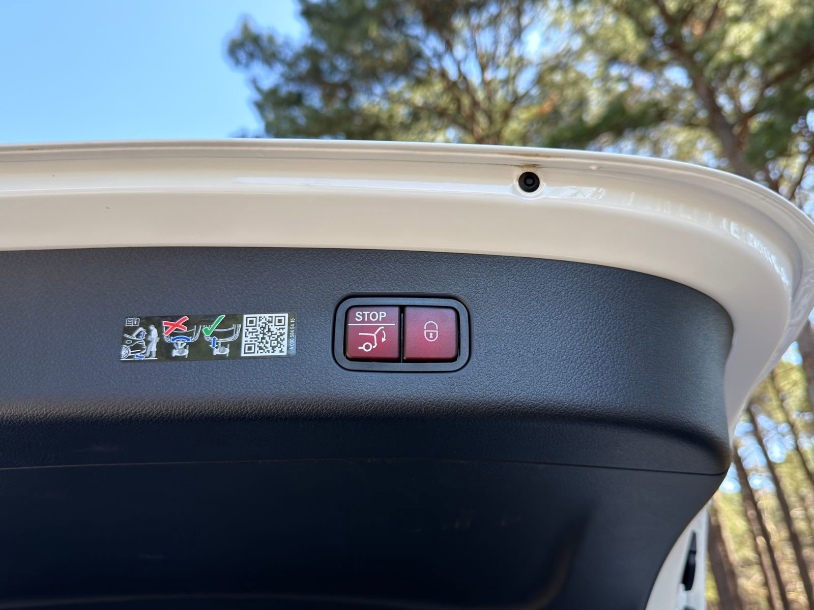 Certified 2026 Mercedes-Benz GLC 300 image 18