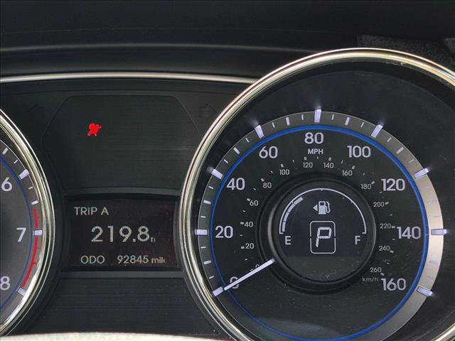 Used 2012 Hyundai Sonata SE w/ Navigation & Sunroof Pkg FWD image 5
