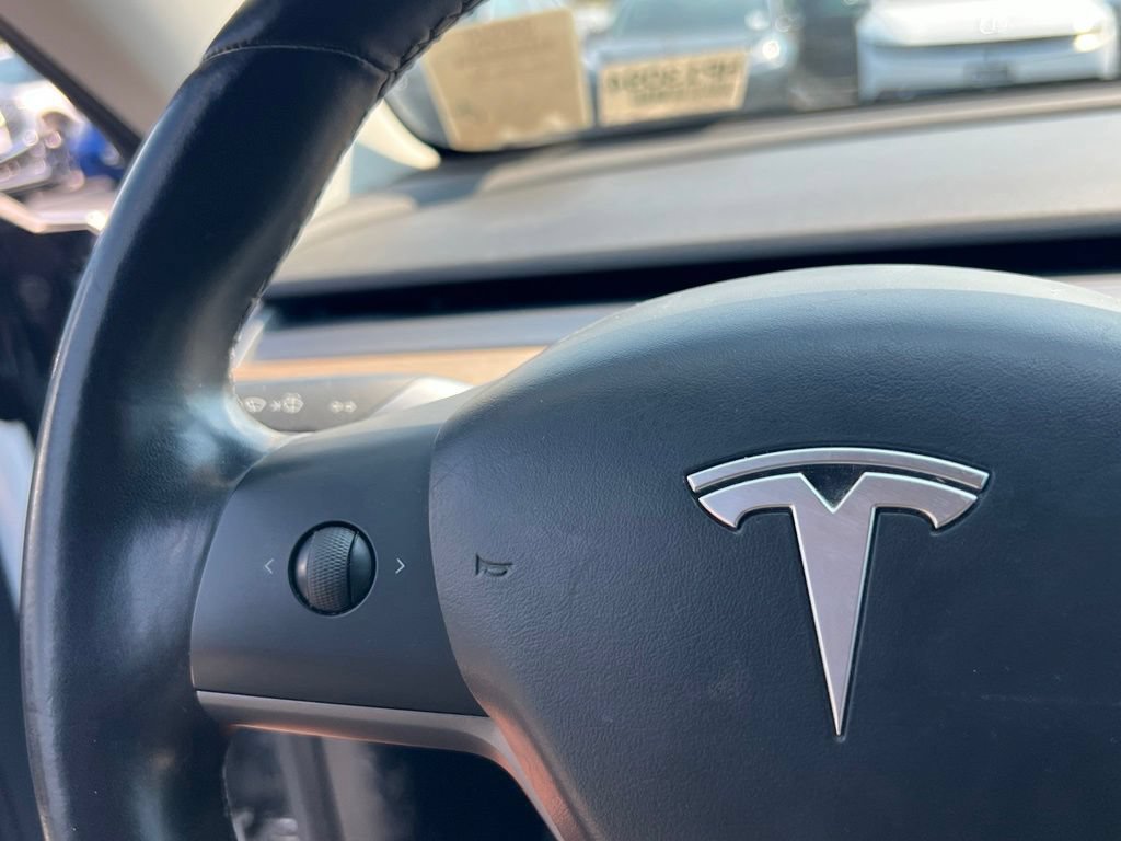 Used 2018 Tesla Model 3 Long Range AWD/4WD image 18