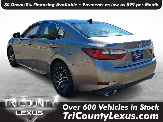Used 2017 Lexus ES 350 w/ Luxury Package FWD image 4