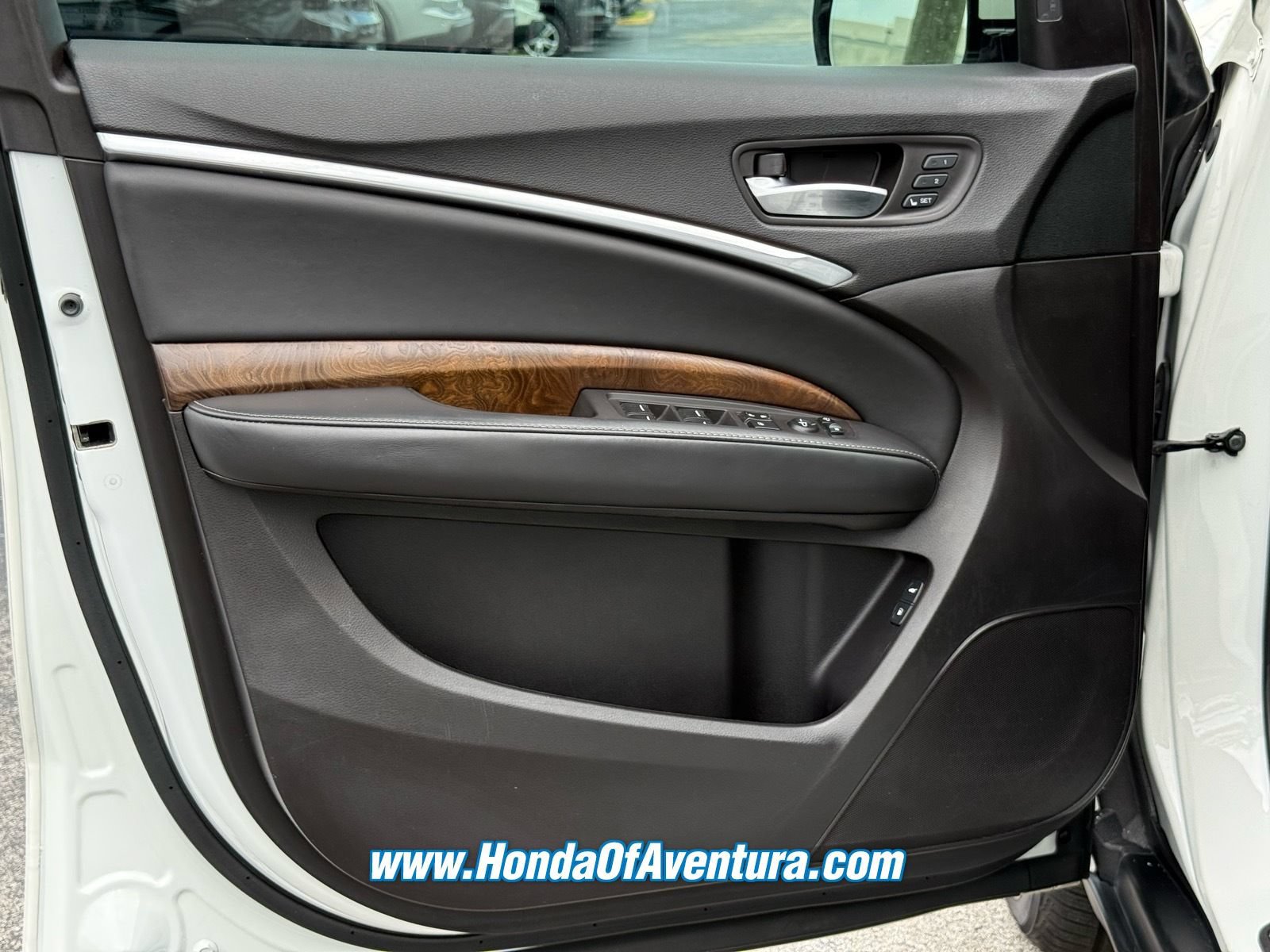 Used 2018 Acura MDX w/ Advance & Entertainment Pac FWD image 28