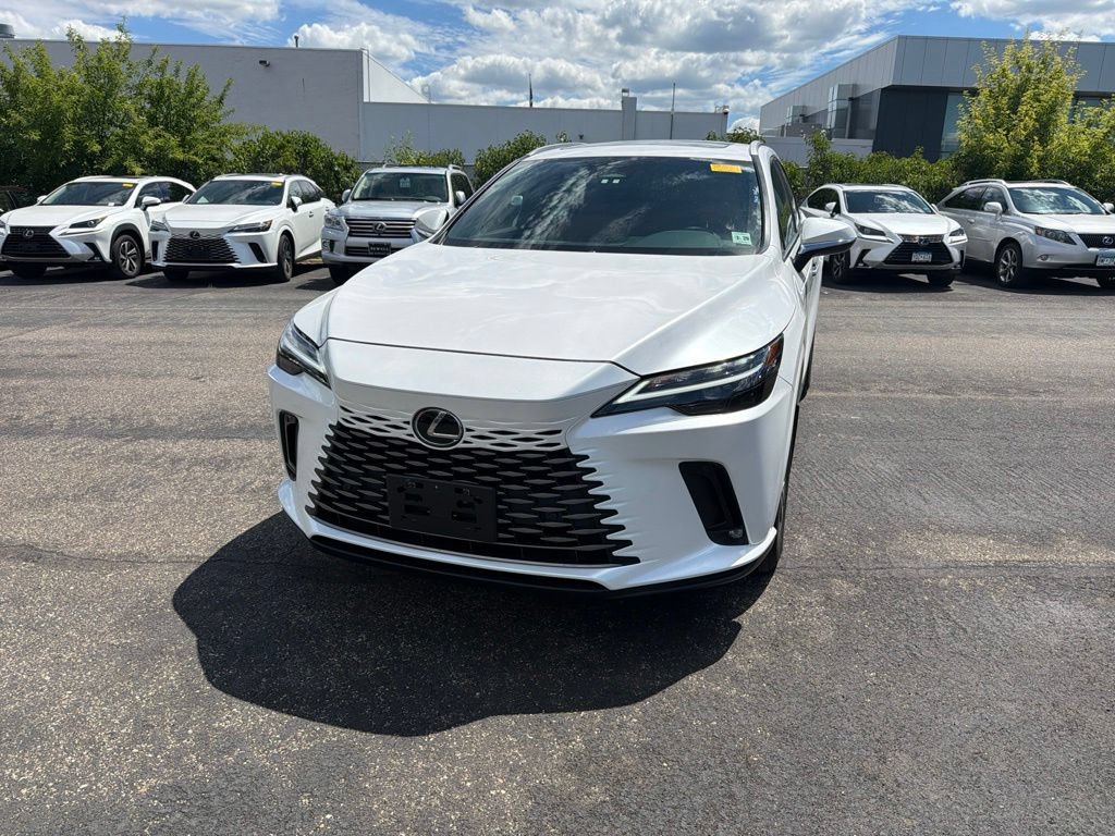 Used 2024 Lexus RX 350 Premium w/ Accessory Package (Z1) AWD/4WD image 8