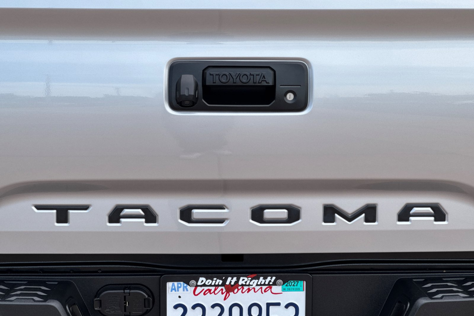 Certified 2021 Toyota Tacoma TRD Off-Road w/ Technology Package AWD/4WD image 33