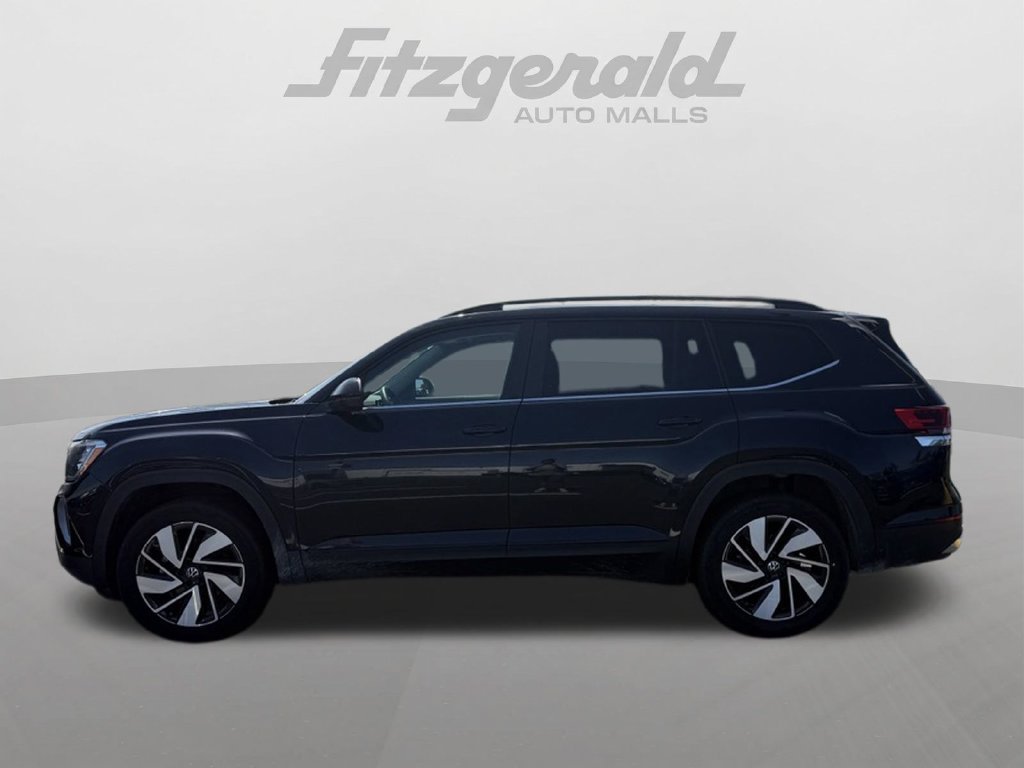 Used 2026 Volkswagen Atlas SE AWD/4WD image 3
