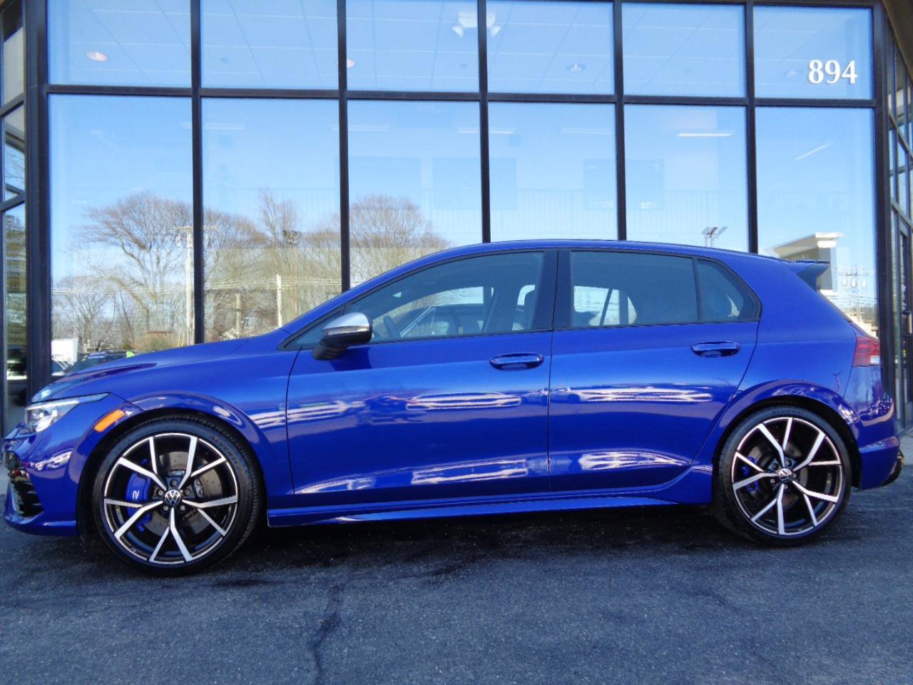 Used 2022 Volkswagen Golf R image 8