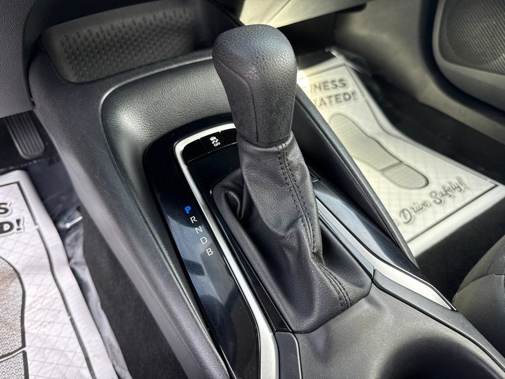 Used 2024 Toyota Corolla LE FWD image 30