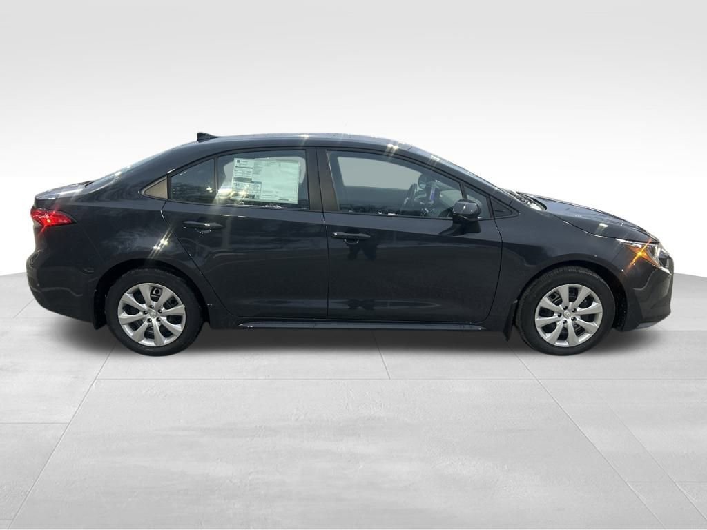 New 2026 Toyota Corolla LE FWD image 6