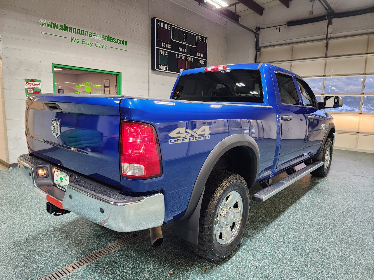 Used 2017 RAM 2500 Tradesman w/ Chrome Appearance Group image 6