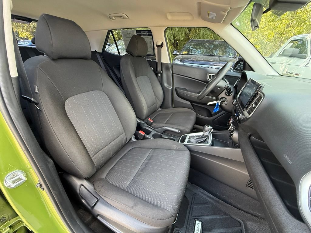 Used 2020 Hyundai Venue SE FWD image 37