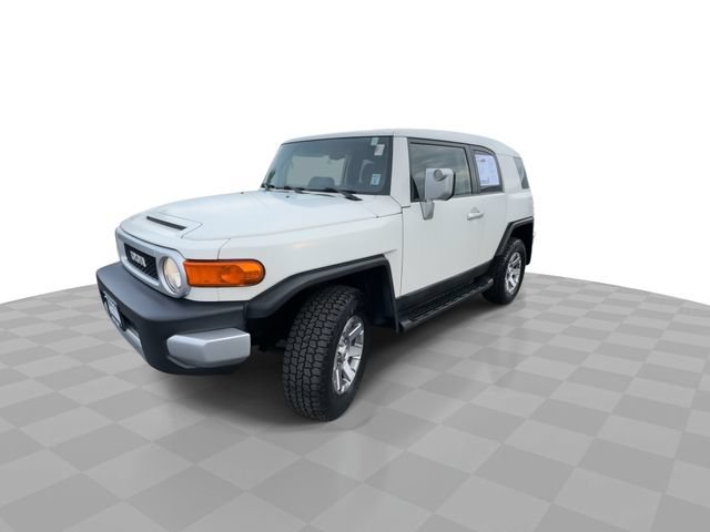 Used 2014 Toyota FJ Cruiser 4WD w/ Convenience Package image 4