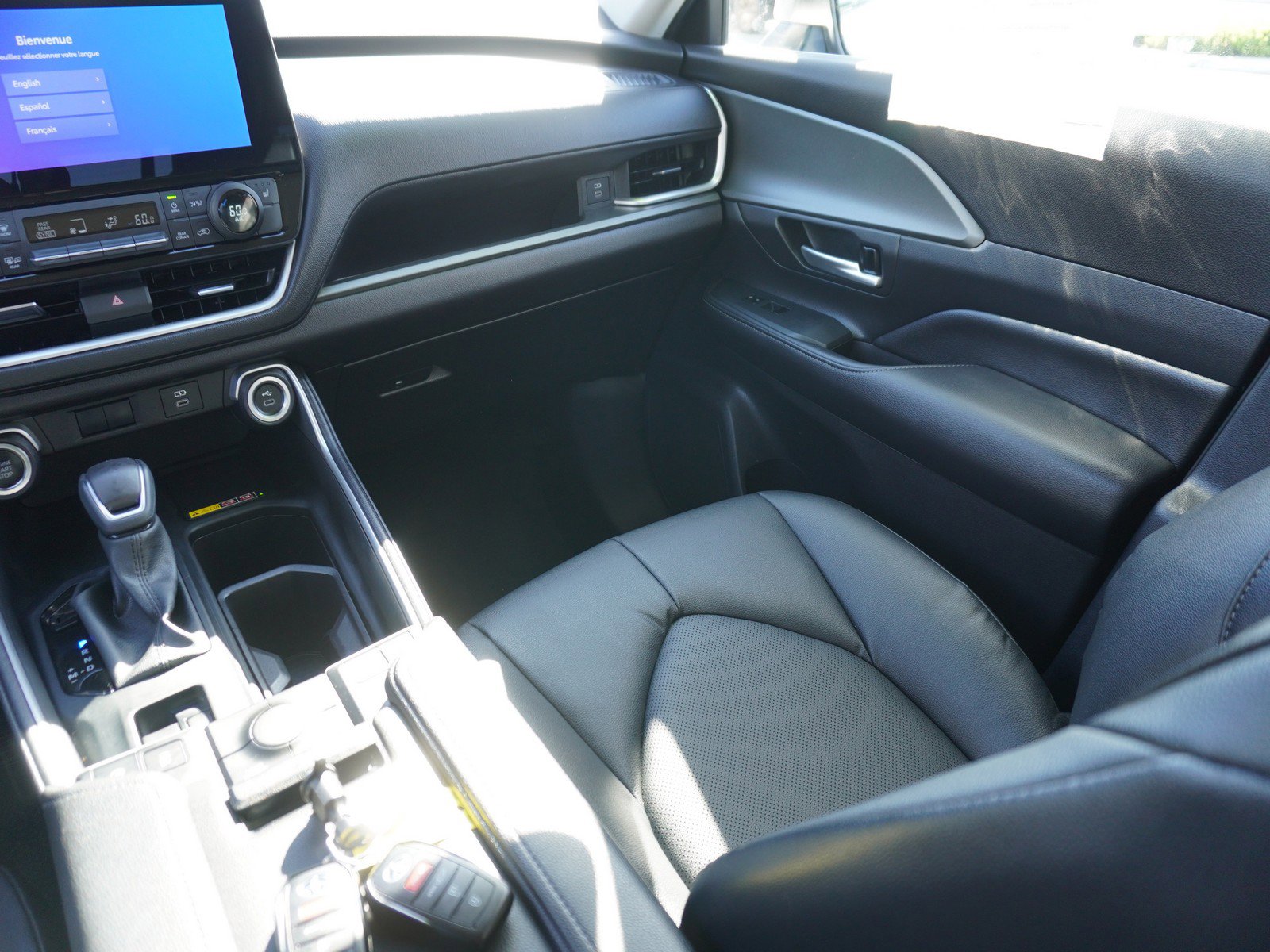 Used 2025 Toyota Grand Highlander AWD image 19