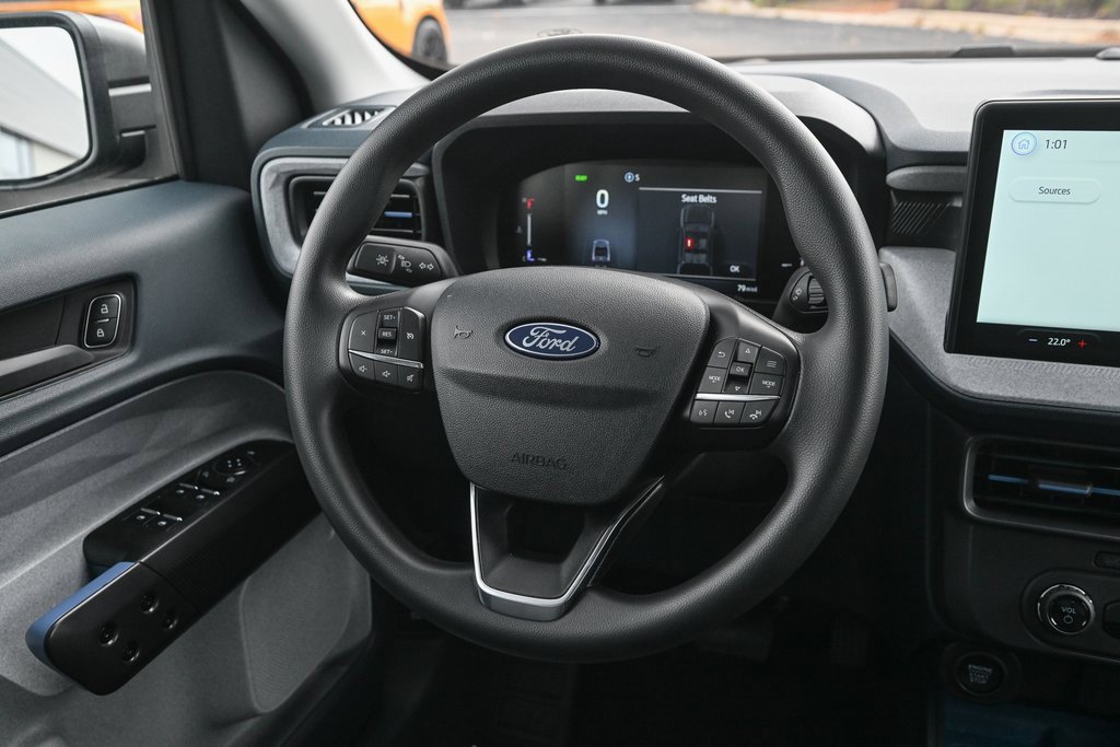 New 2025 Ford Maverick XLT image 25