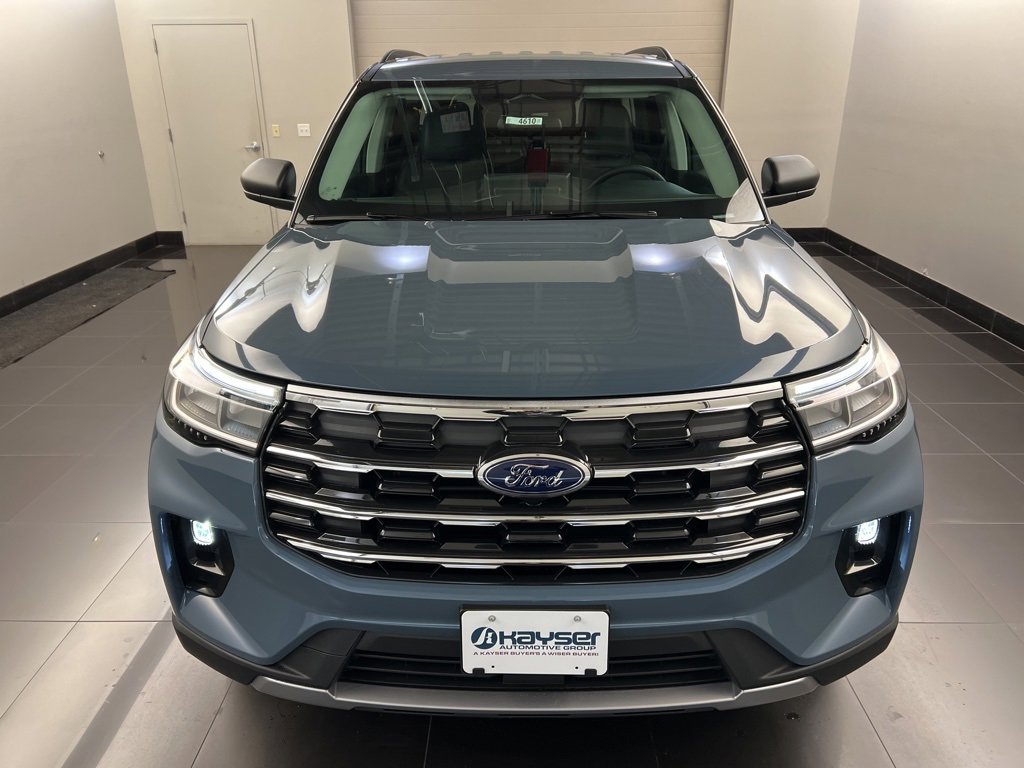 New 2026 Ford Explorer Active image 2
