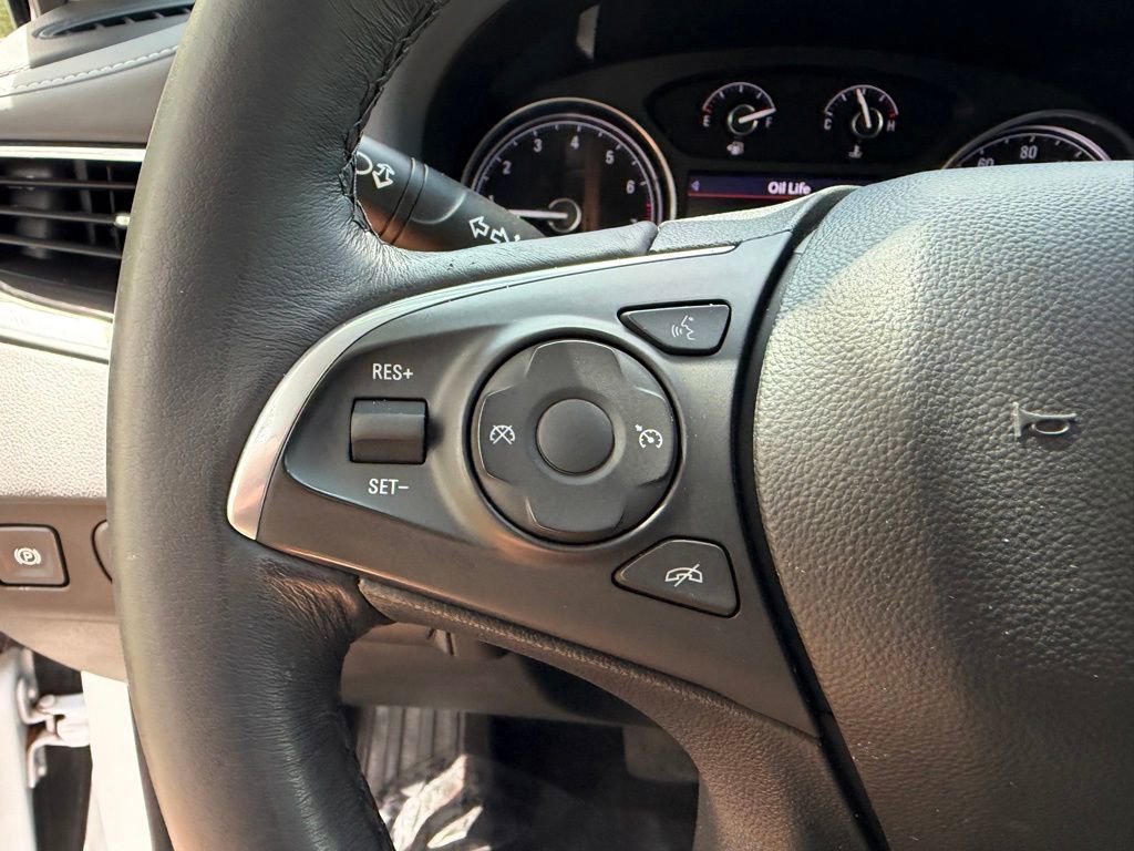 Used 2021 Buick Enclave Essence w/ Sound and Sites Package FWD image 24
